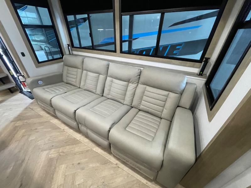 2025 Keystone Raptor 415, $ 112,990