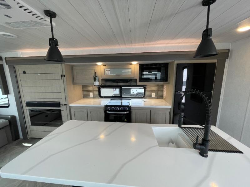 2024 Forest River Wildwood 28VIEW, $ 53,059