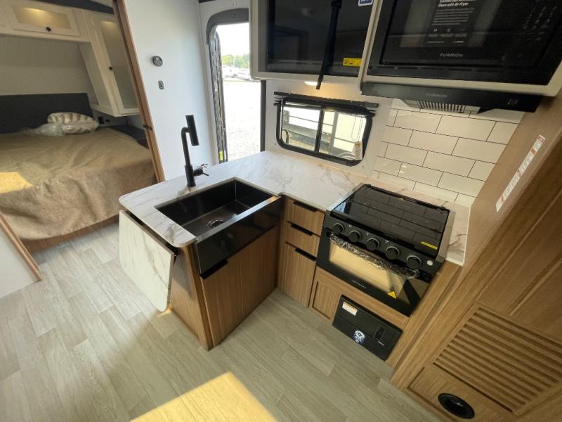 2026 Keystone Passport Super Lite (East) 229BH, $ 39,436