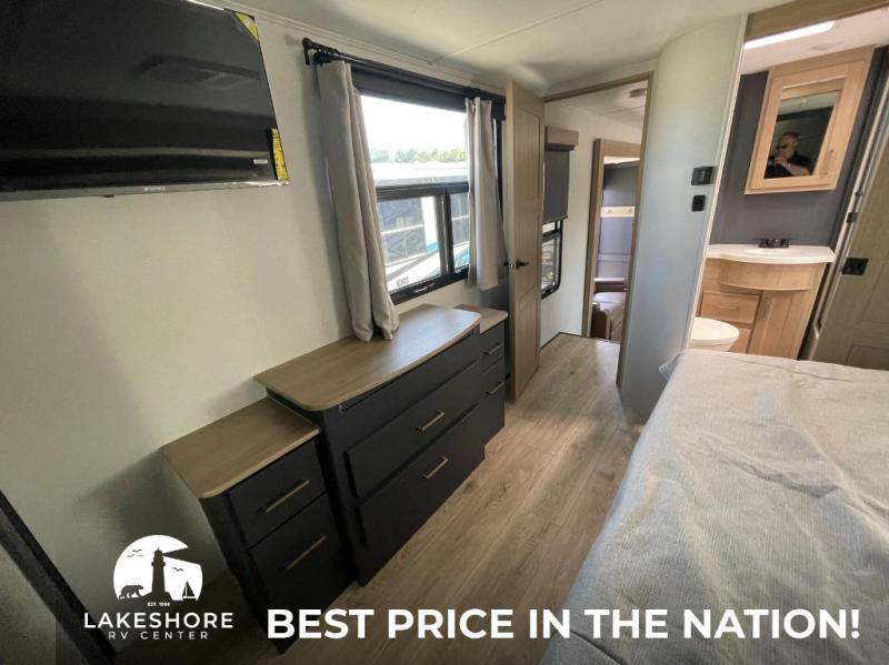 2025 Heartland Cyclone 4006, $ 186,420