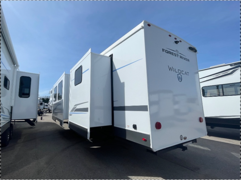 2025 Forest River Wildcat 41DREAM, $ 47,999