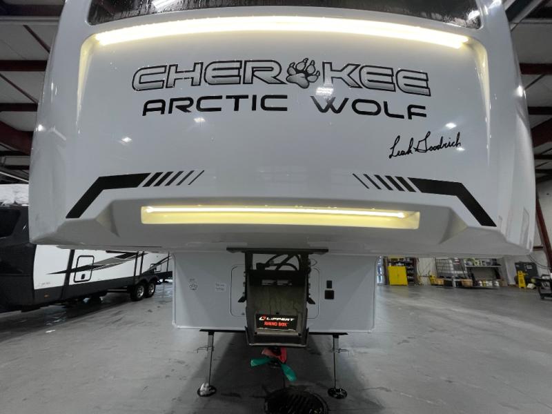 2026 Forest River Cherokee Arctic Wolf 38LEAH.G, $ 112,799