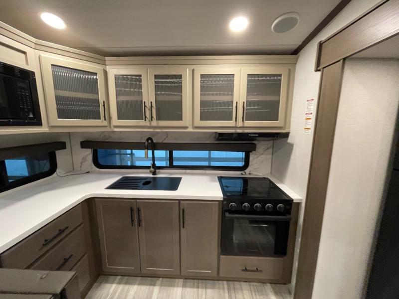 2026 Keystone Cougar Half-Ton (Fifth Wheel) 23MLE, $ 61,718
