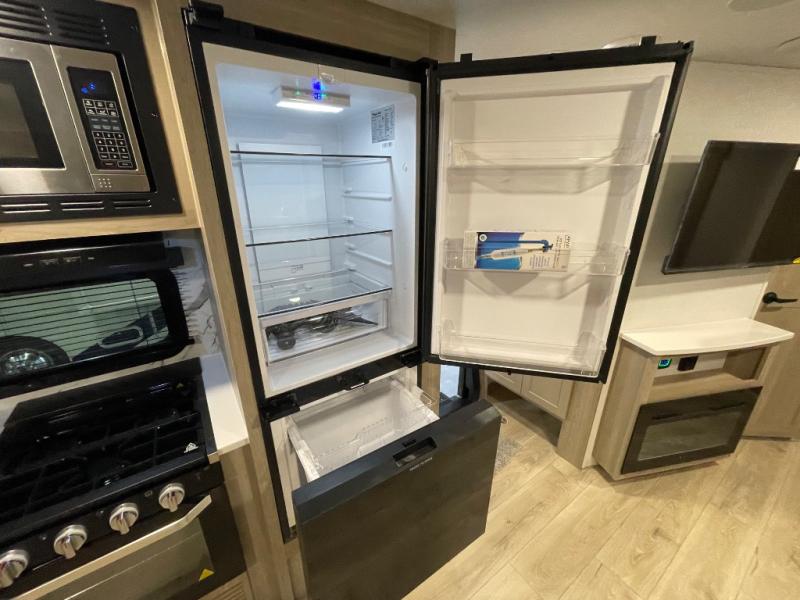 2026 Forest River Flagstaff Super Lite 26FKBS, $ 53,895