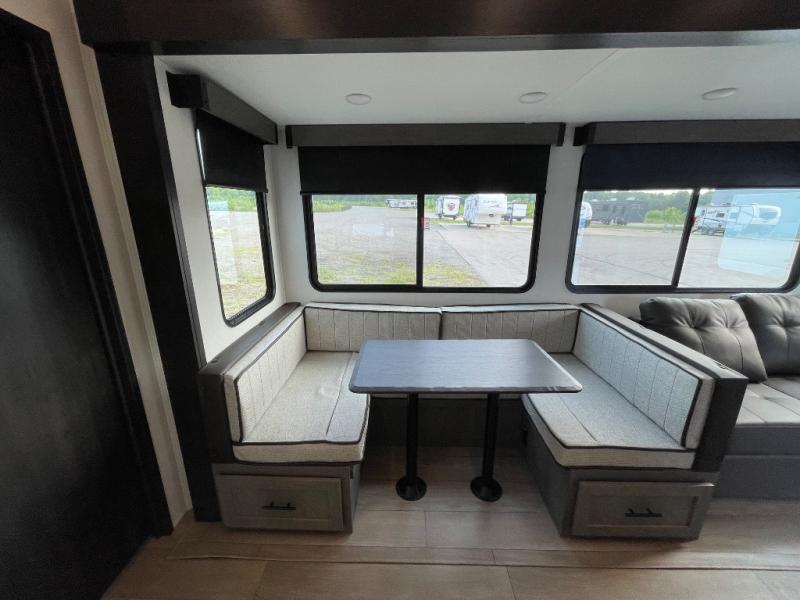 2026 Forest River Cherokee Arctic Wolf 287BH, $ 84,000