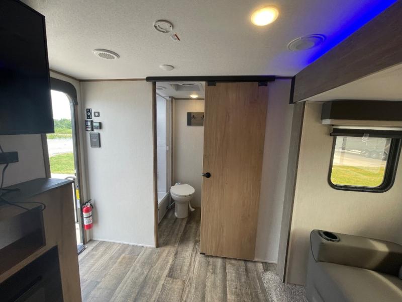 2024 Forest River Cherokee Alpha Wolf 22SW-L, $ 28,990