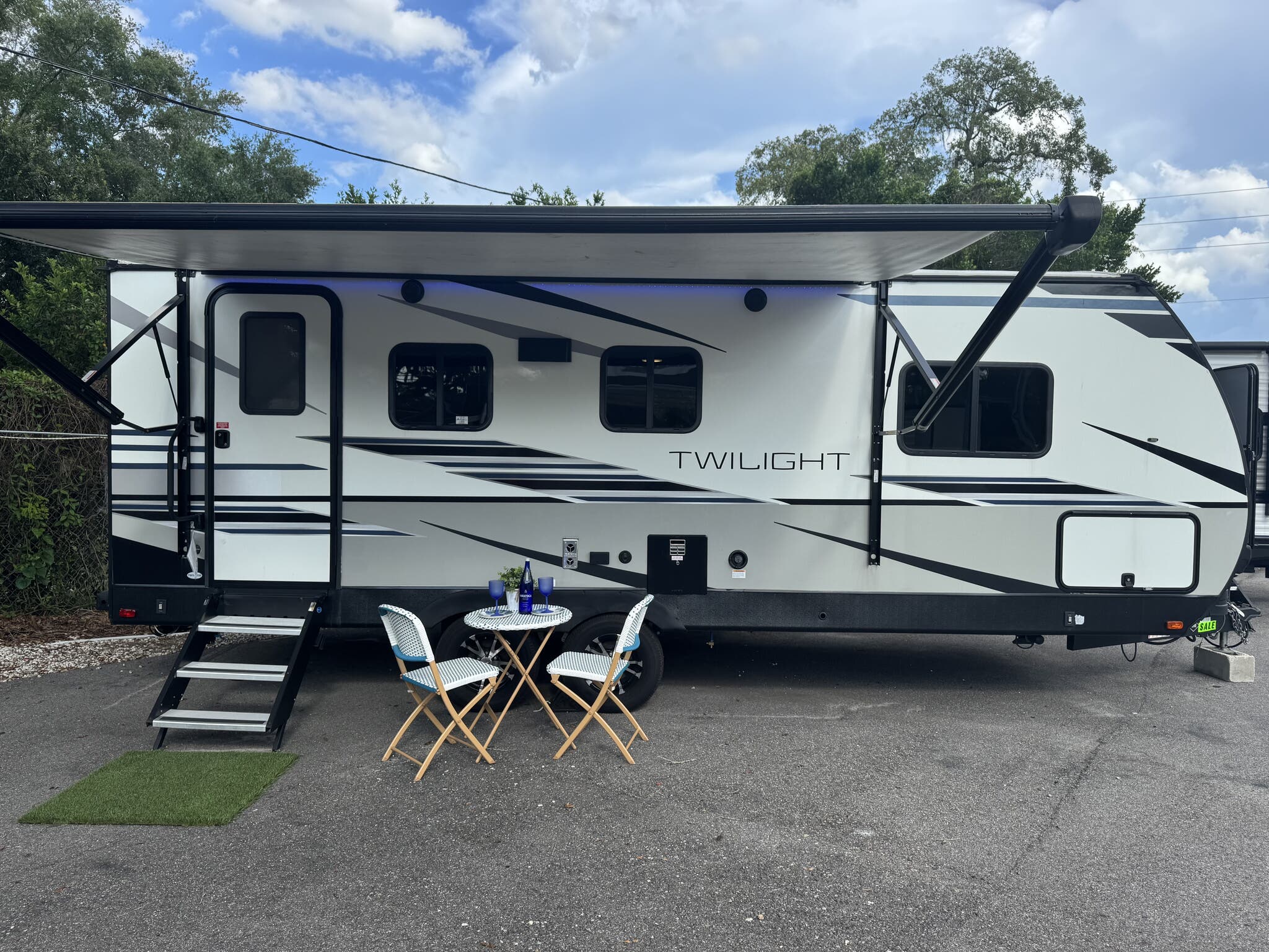 2022 Cruiser RV Twilight Signature TW2100, $ 19,995