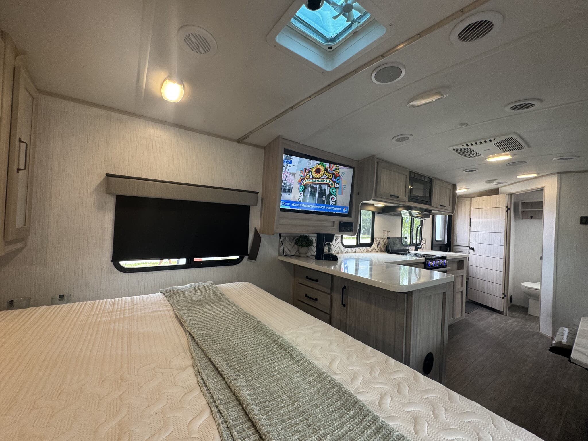 2022 Cruiser RV Twilight Signature TW2100, $ 19,995
