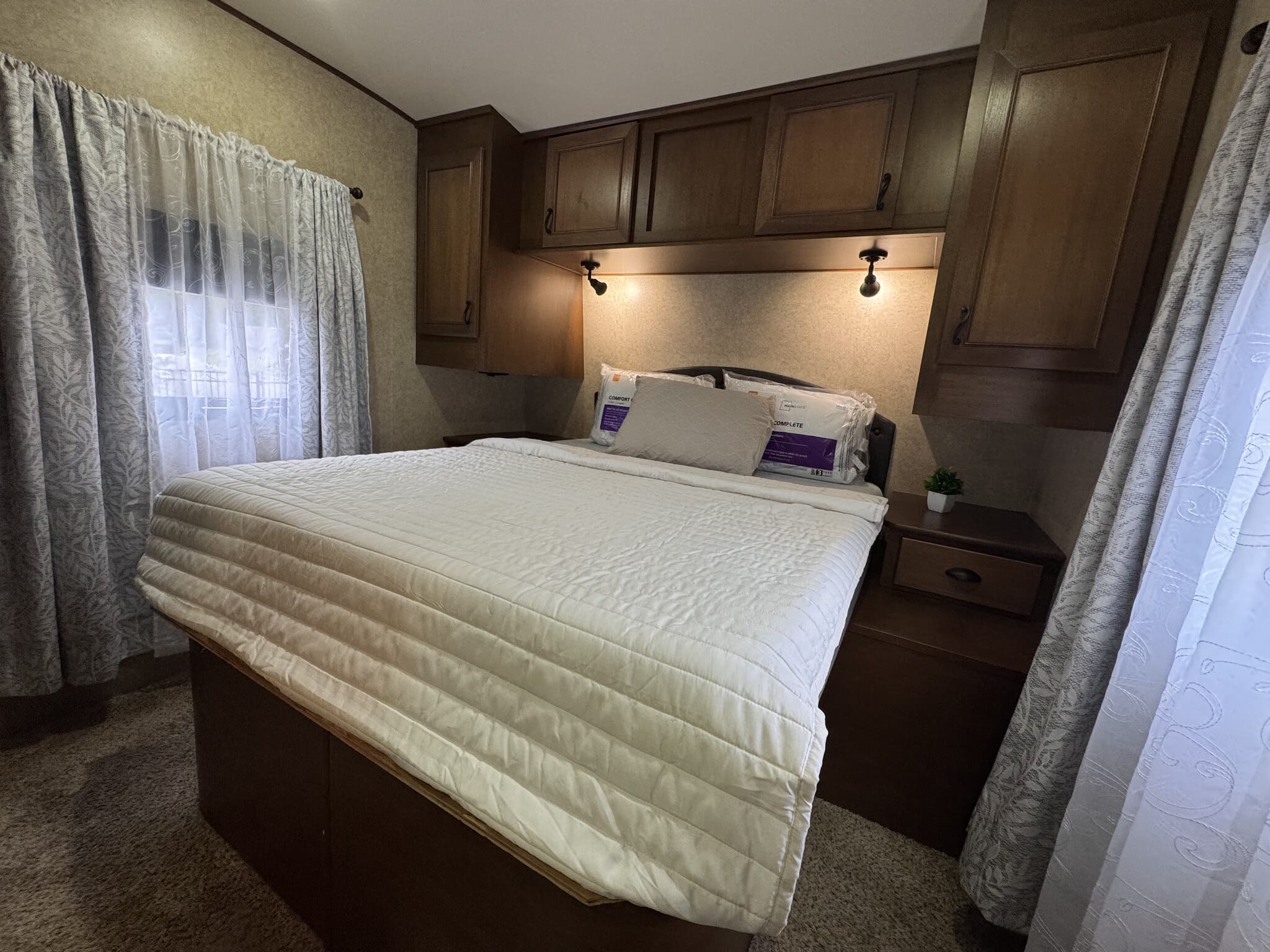 2014 Open Range Light 274RLS, $ 15,900