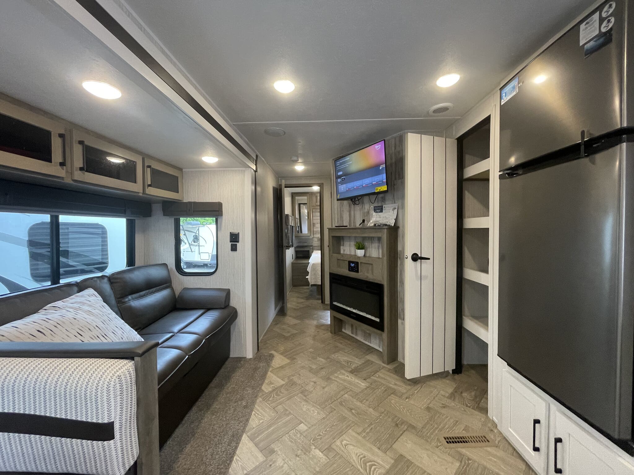 2022 Palomino Puma 28BHSS, $ 25,995