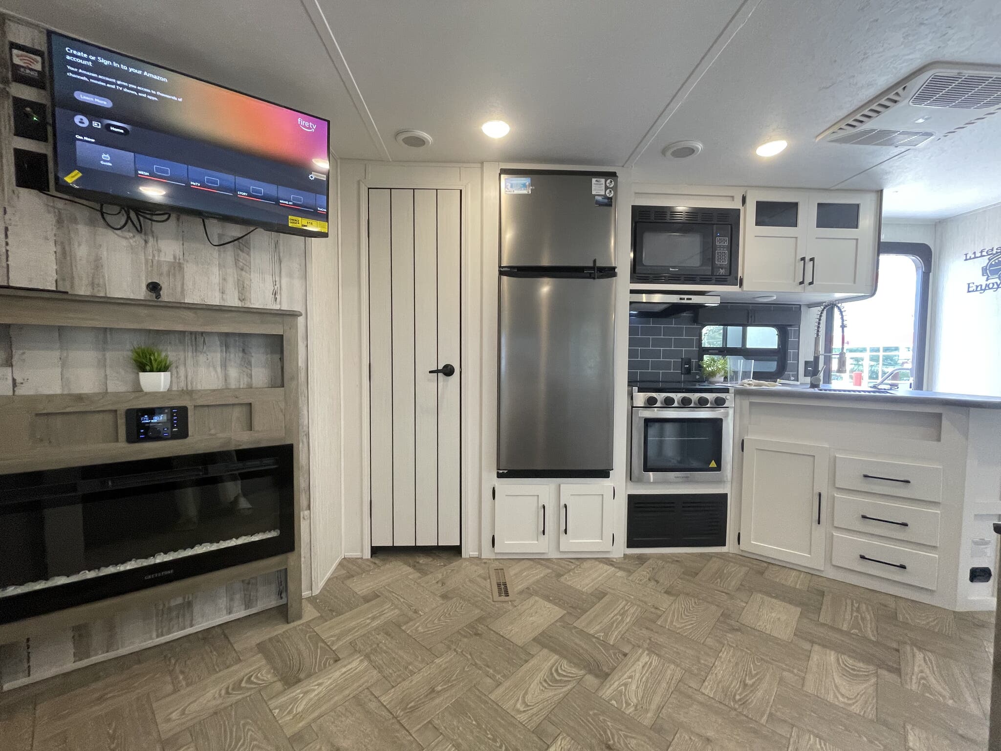 2022 Palomino Puma 28BHSS, $ 25,995