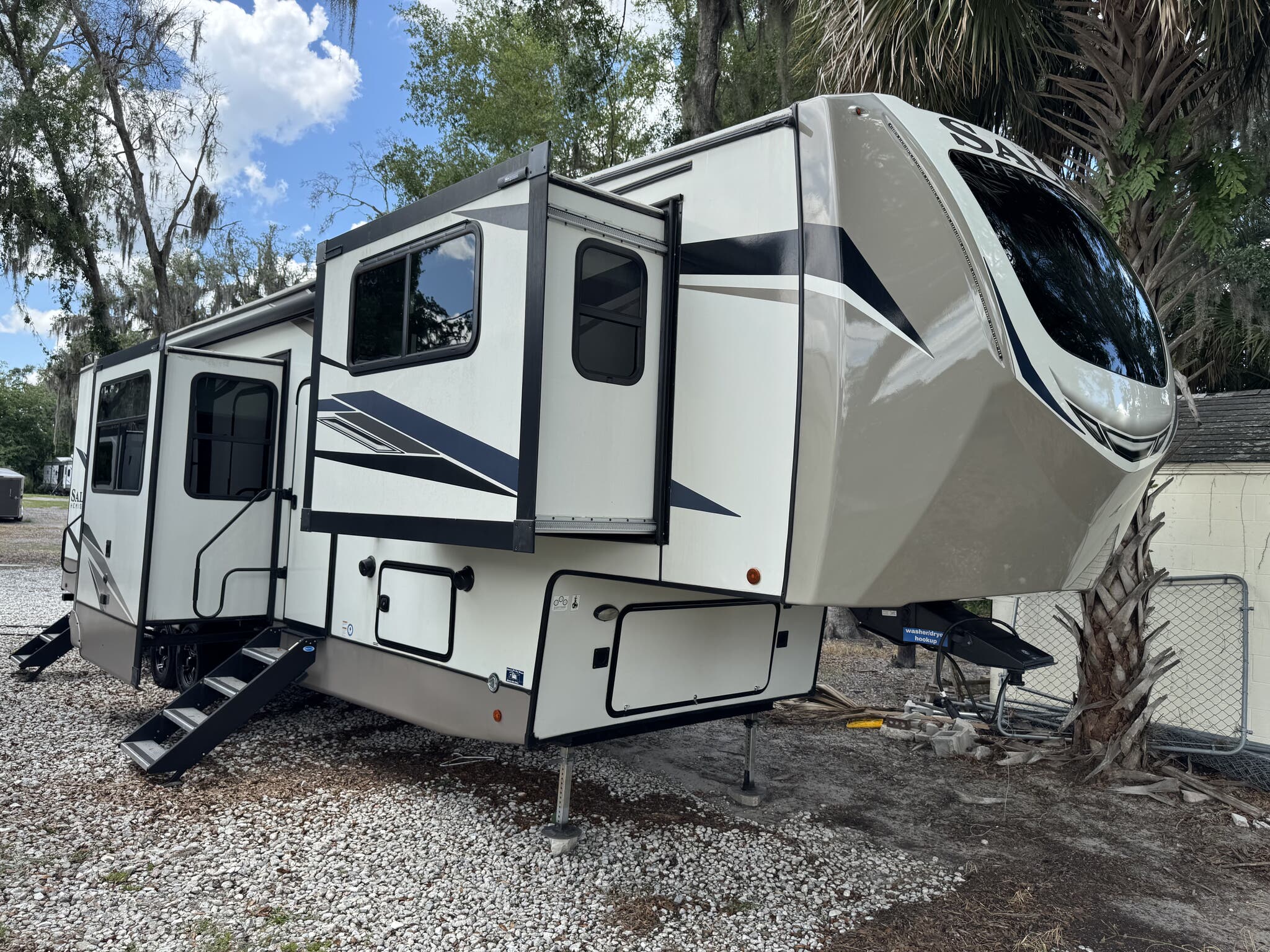 2022 Forest River Salem Hemisphere 378FL, $ 37,650