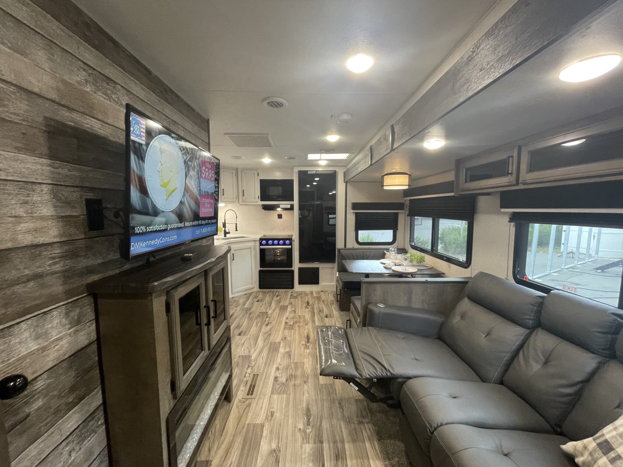 2022 Venture SportTrek Touring Edition STT272VRK, $ 29,995