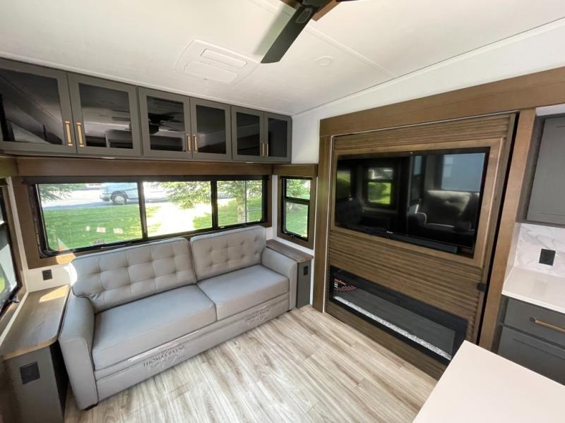 2026 Keystone Montana High Country 290RL, $ 97,005