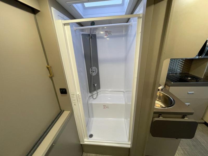 2025 Winnebago View 24T AWD, $ 179,998