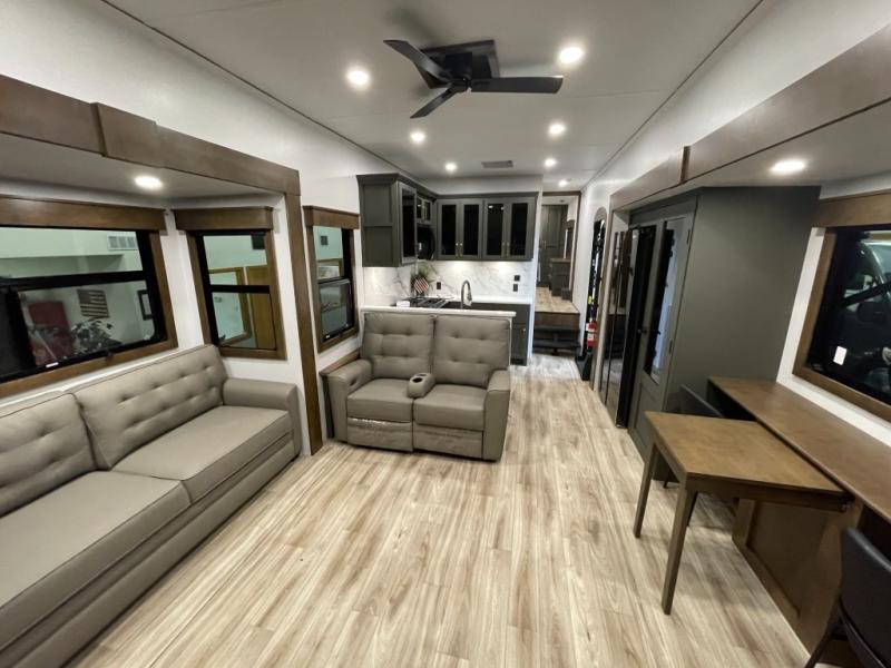 2027 Keystone Montana High Country 391TB, $ 125,772