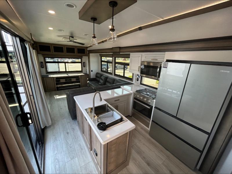 2026 Keystone Montana 3532SP, $ 104,998