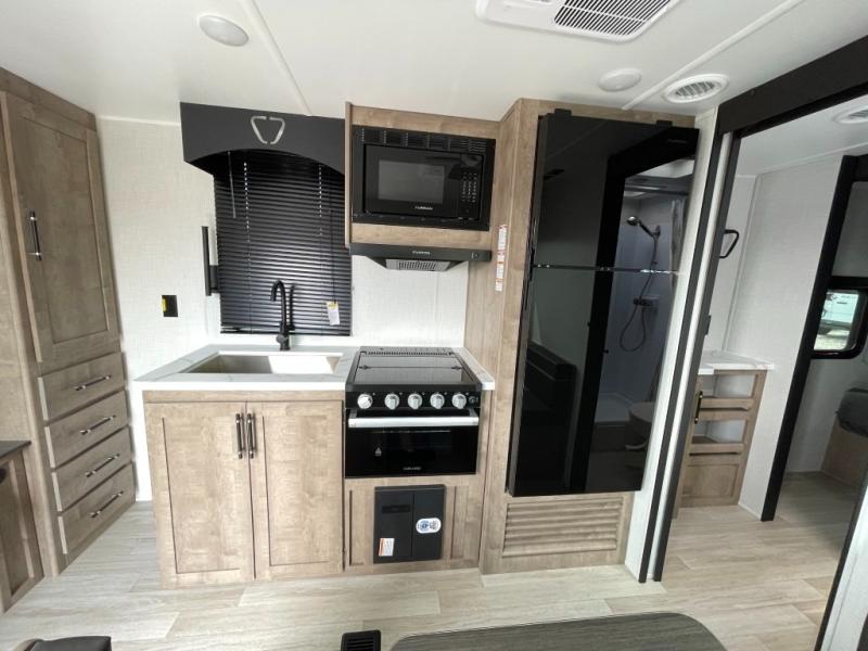 2027 Keystone Springdale 2100RLWE, $ 26,154