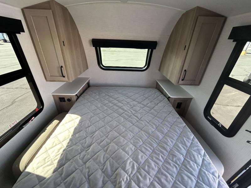 2025 Forest River Rockwood Geo Pro G15FBS, $ 27,998