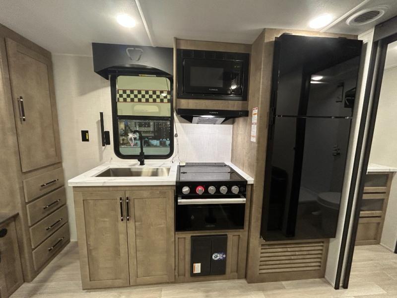 2026 Keystone Springdale 2100RLWE, $ 25,472