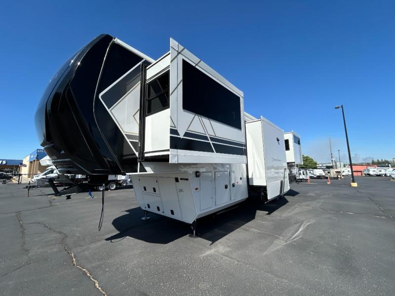 2027 Keystone Montana 3800FL, $ 152,990