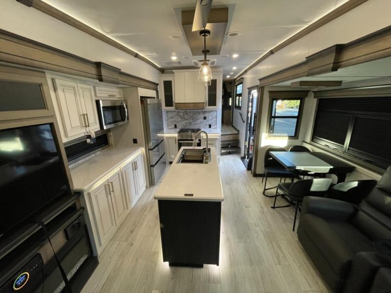 2026 Keystone Montana 3231CK, $ 99,990