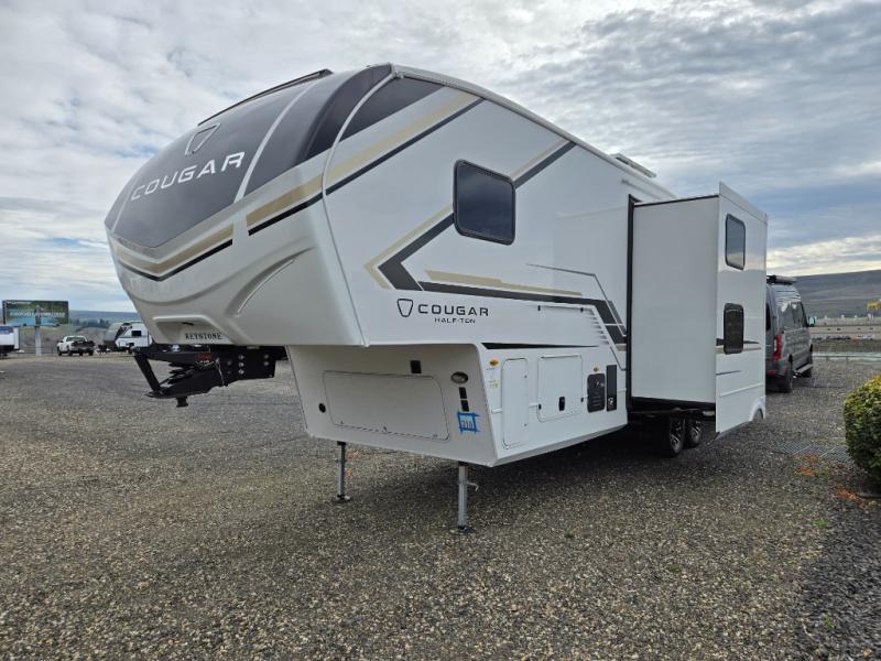 2026 Keystone Cougar Half-Ton (Fifth Wheel) 29MBD, $ 63,998