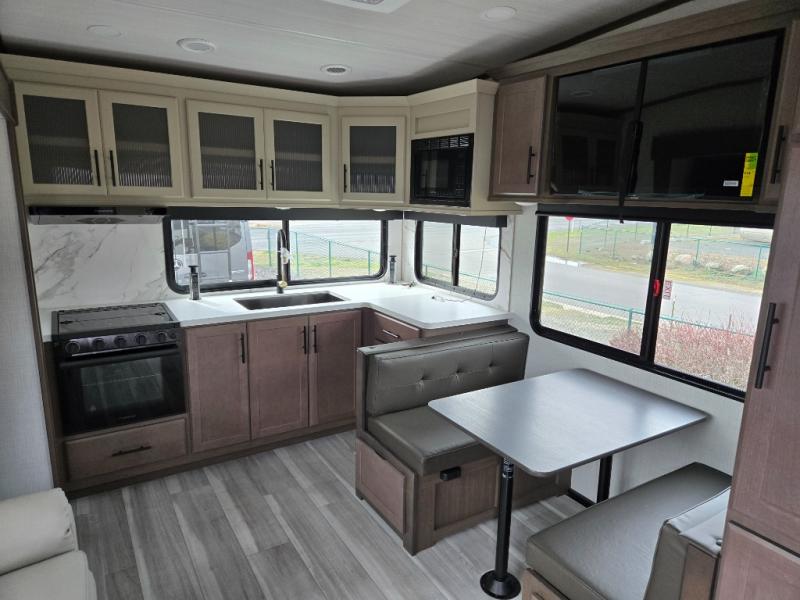 2026 Keystone Cougar Half-Ton (Fifth Wheel) 29MBD, $ 63,998
