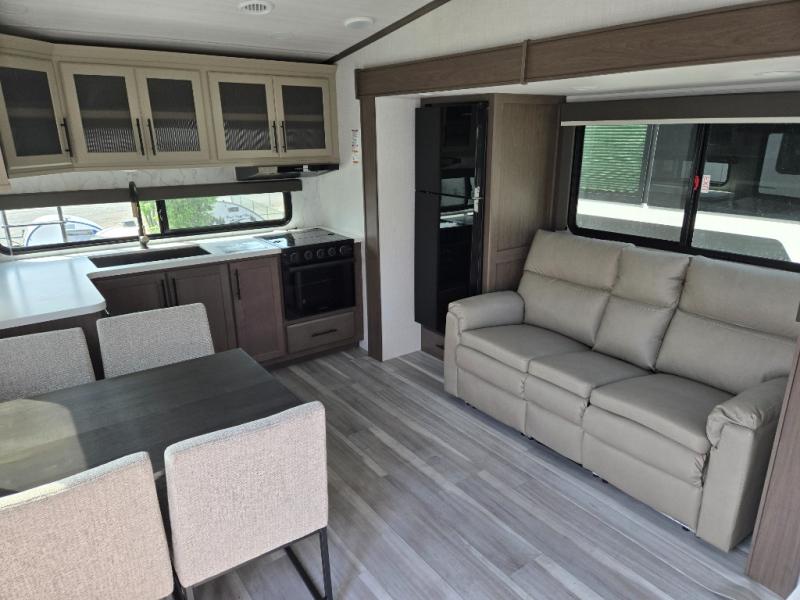 2026 Keystone Cougar Half-Ton (Fifth Wheel) 23MLE, $ 57,998