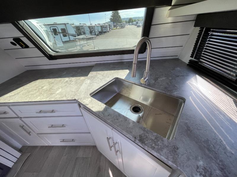 2026 Keystone Cougar Half-Ton (Travel Trailer) 25F, $ 49,979