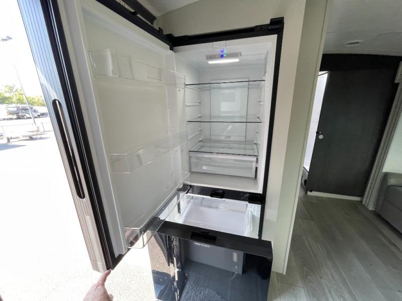 2026 Keystone Cougar Half-Ton (Travel Trailer) 25F, $ 49,979