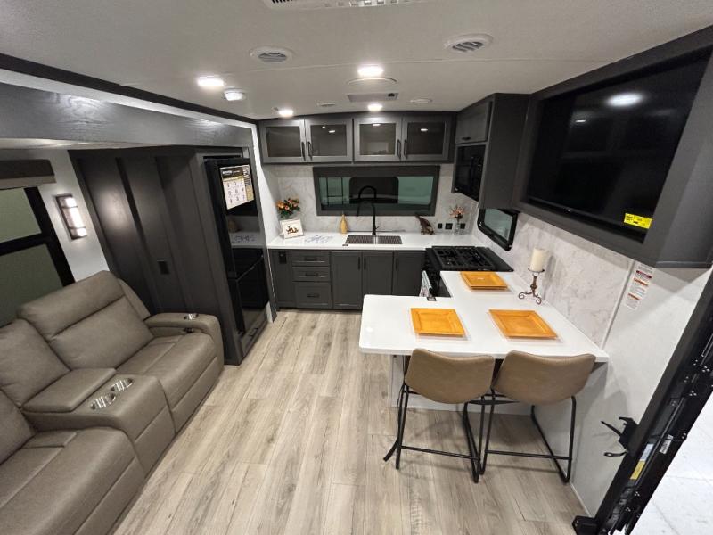 2026 Forest River Rockwood Signature Travel Traile, $ 59,988