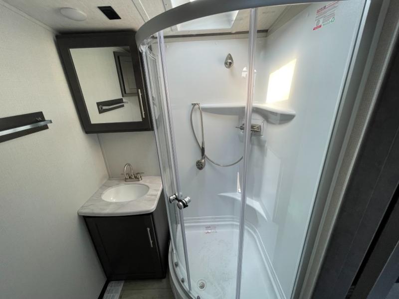 2026 Keystone Cougar Half-Ton (Travel Trailer) 22R, $ 41,995