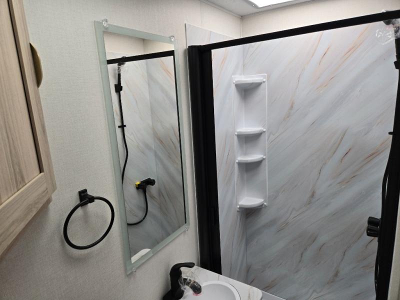 2026 Coachmen Cross Trail XL 22XG, $ 99,998