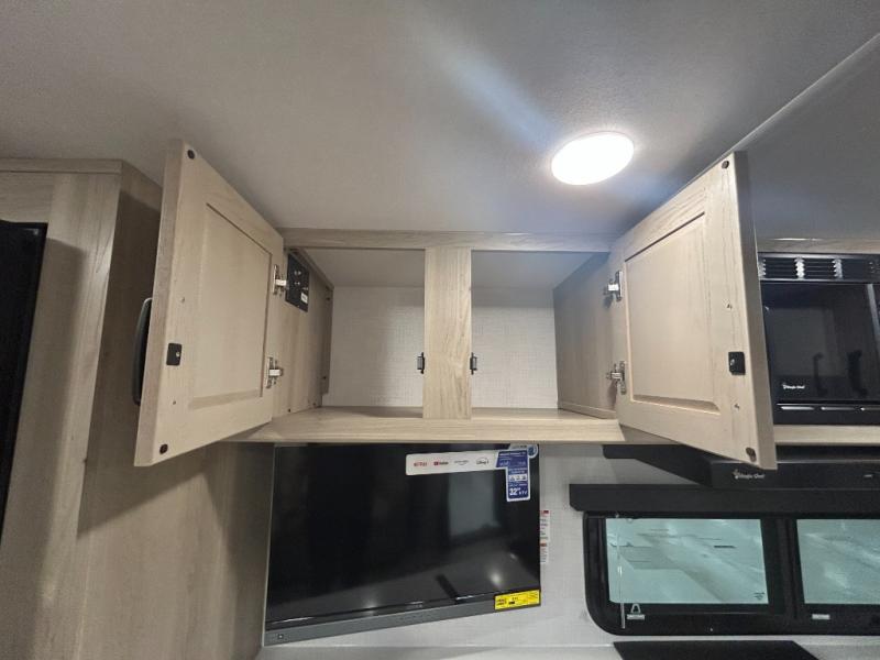 2025 Forest River Rockwood Mini Lite 2518S, $ 39,998