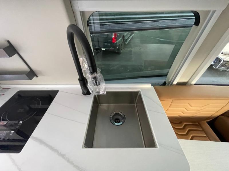 2026 Coachmen Beyond 22C, $ 179,990