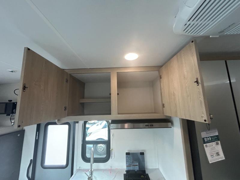 2026 Coachmen Leprechaun 210QSS Ford, $ 75,998