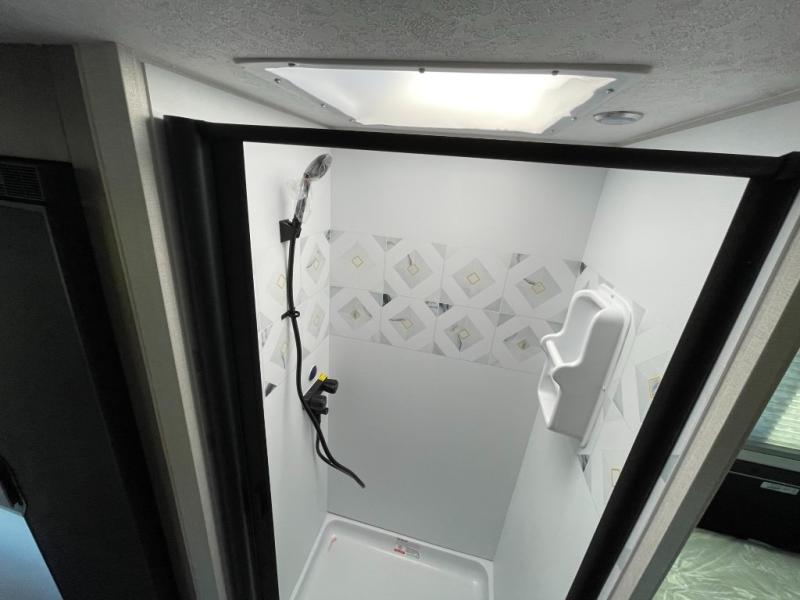 2025 Coachmen Cross Trail EV 20XG, $ 119,998