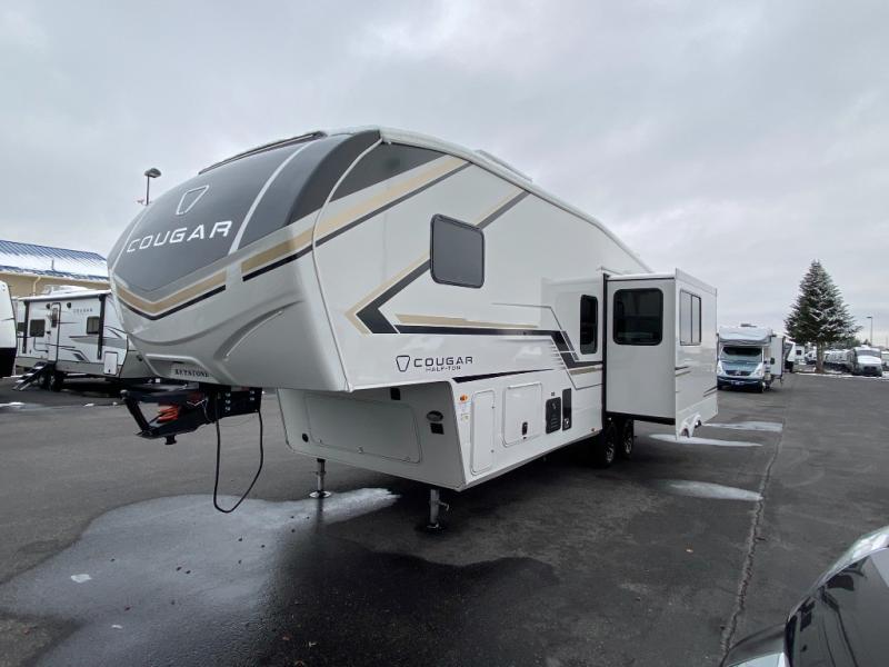 2026 Keystone Cougar Half-Ton (Fifth Wheel) 26RKE, $ 59,998