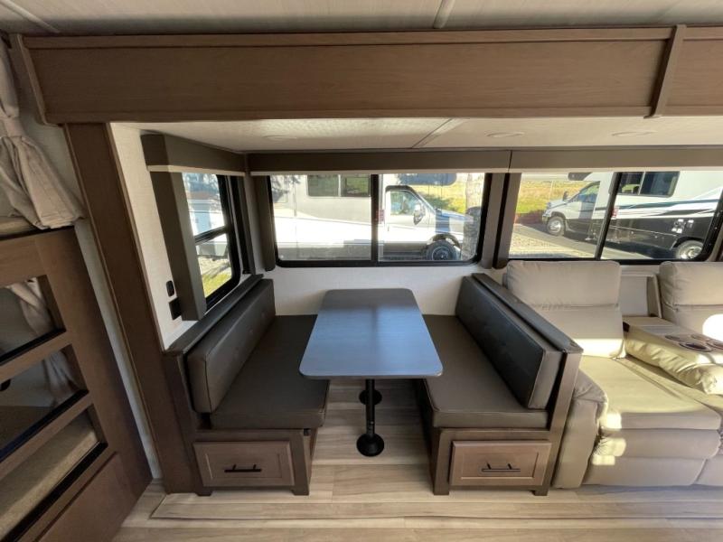 2026 Keystone Cougar Half-Ton (Travel Trailer) 28B, $ 49,998