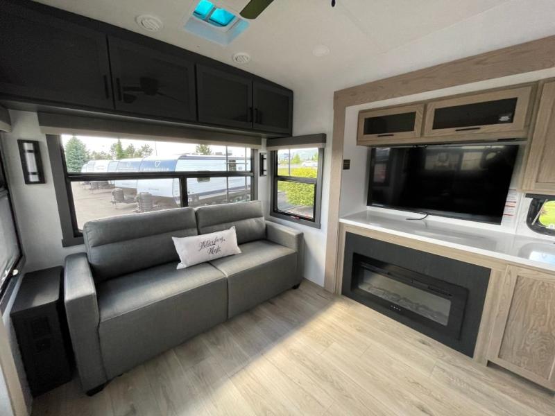 2026 Forest River Rockwood Signature Fifth Wheel R, $ 79,998