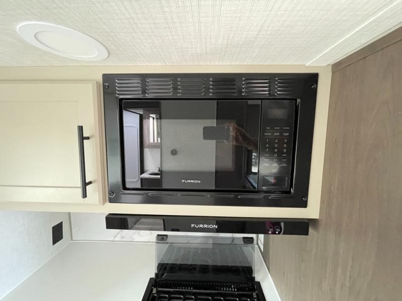 2026 Keystone Cougar Half-Ton (Travel Trailer) 22M, $ 47,960