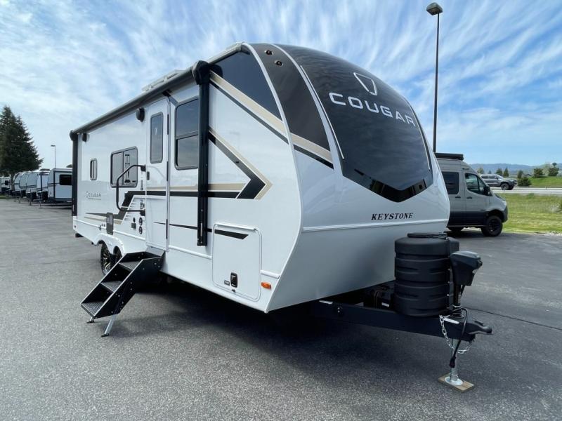 2026 Keystone Cougar Half-Ton (Travel Trailer) 22M, $ 47,960