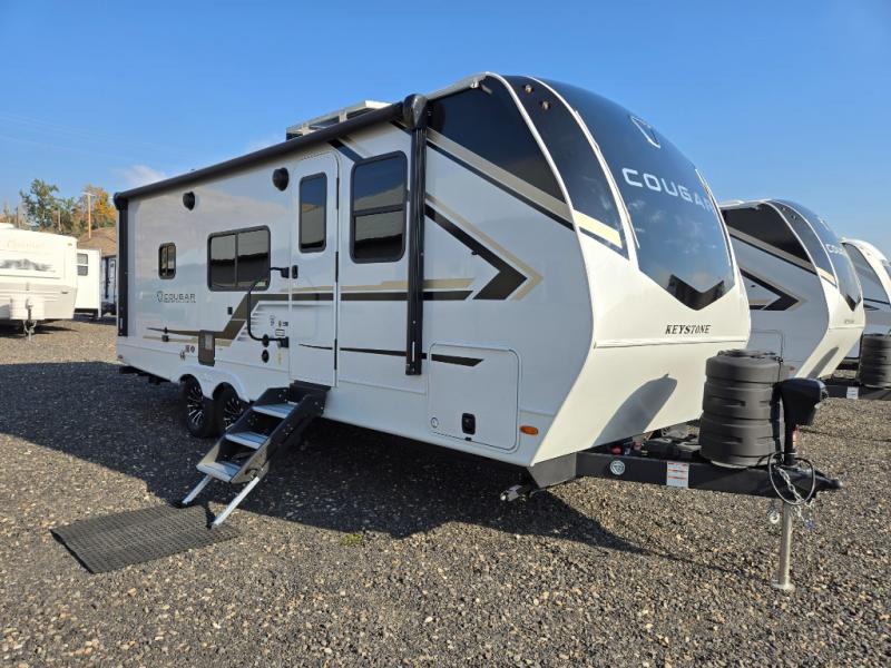 2026 Keystone Cougar Half-Ton (Travel Trailer) 22M, $ 39,998