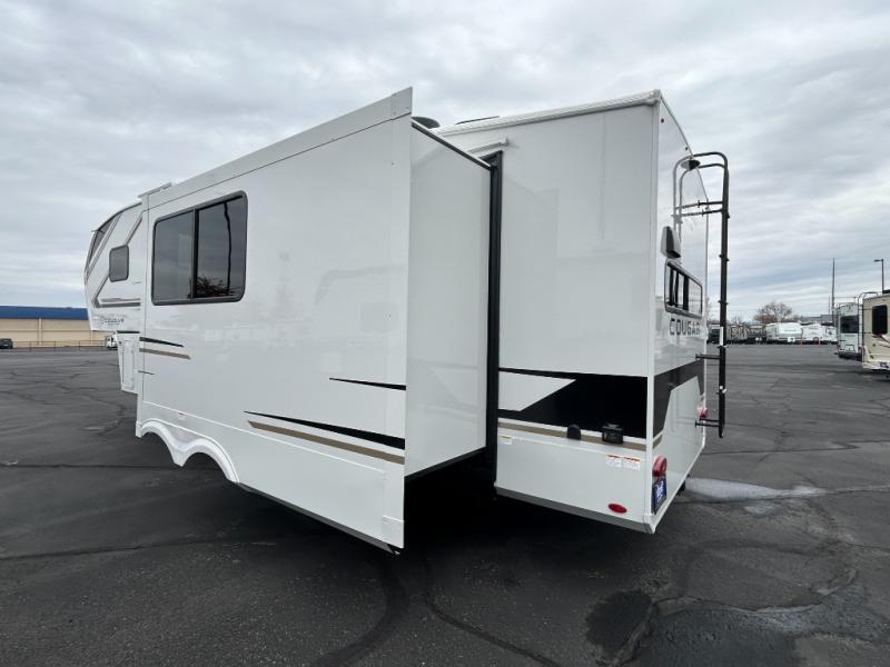 2026 Keystone Cougar Half-Ton (Fifth Wheel) 26RKE, $ 59,998