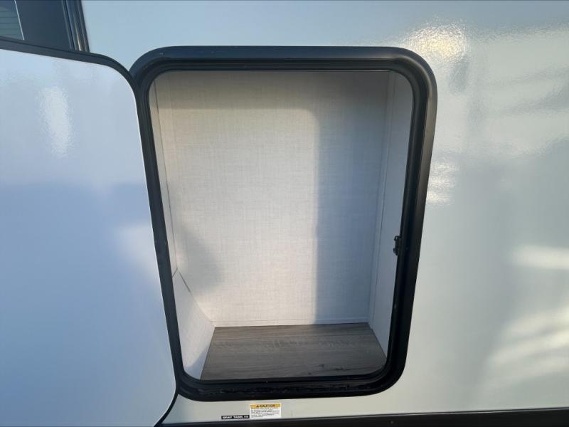 2026 Forest River Rockwood Ultra Lite 2619FK, $ 56,066