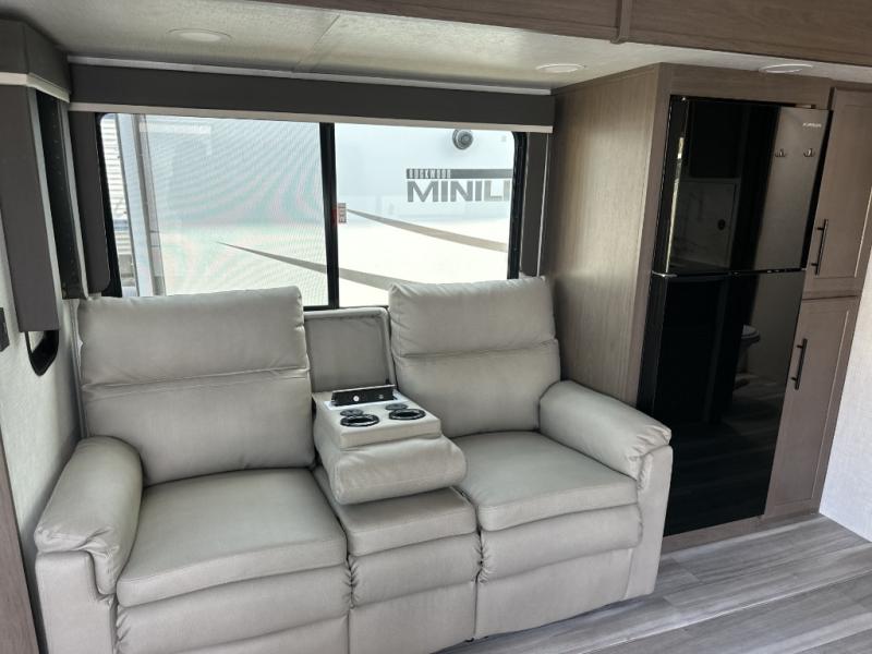 2026 Keystone Cougar Half-Ton (Travel Trailer) 25R, $ 48,979