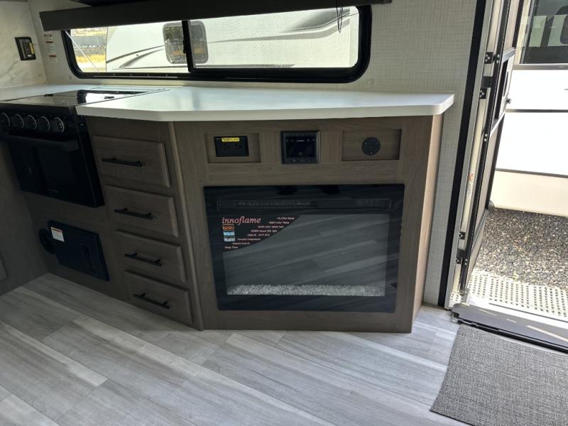 2026 Keystone Cougar Half-Ton (Travel Trailer) 25R, $ 48,979