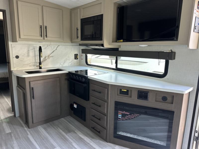 2026 Keystone Cougar Half-Ton (Travel Trailer) 25R, $ 48,979