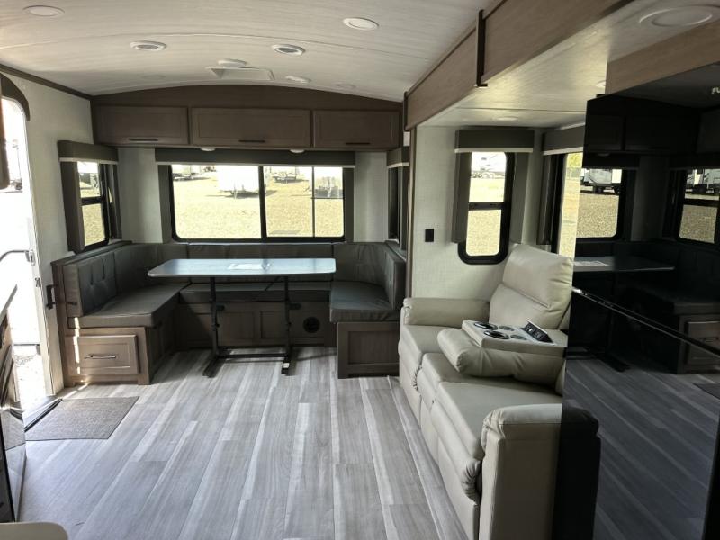 2026 Keystone Cougar Half-Ton (Travel Trailer) 25R, $ 48,979